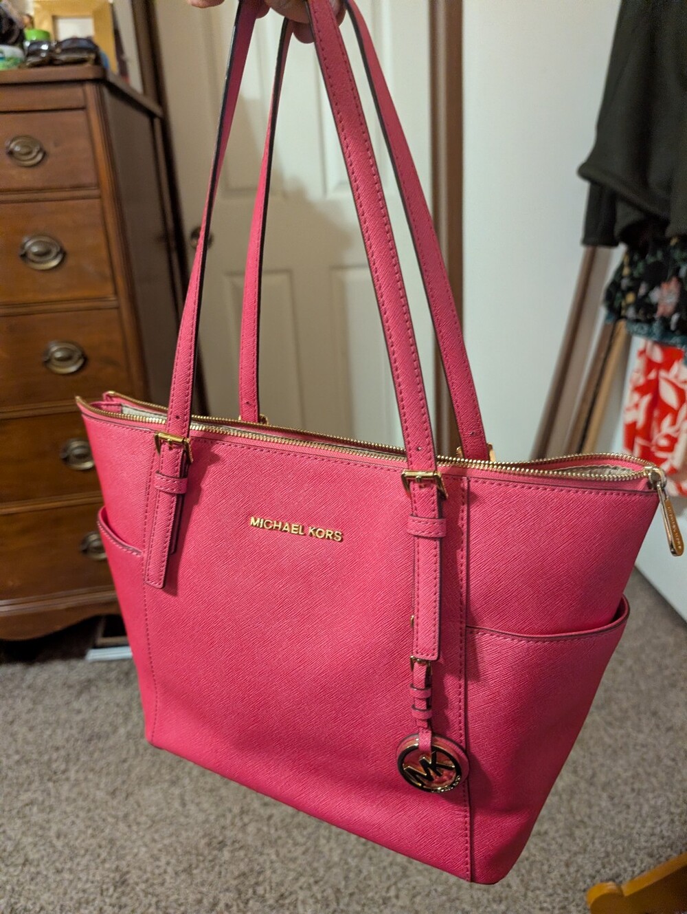 Michael Kors East West hot Pink Medium - Picture 3 of 4